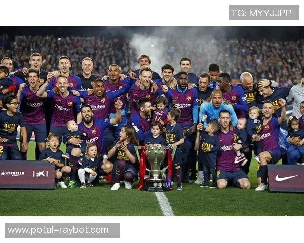 利物浦与巴萨精彩对决录像播放回顾及精彩瞬间分析 利物浦与巴萨精彩对决录像播放回顾及精彩瞬间分析