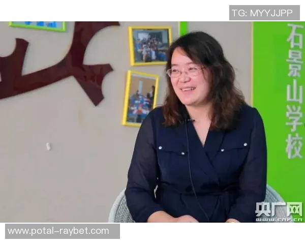 对话攀岩女将周芳探索她的攀岩生涯与心路历程